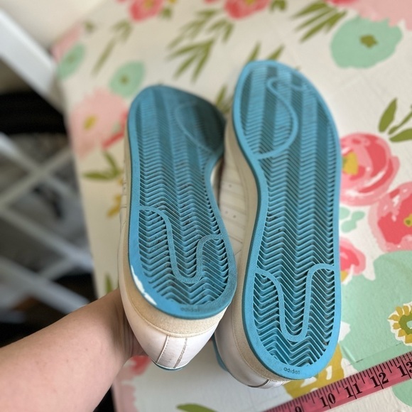 Adidas size 18, US men's white and blue old-school sneakers - Picture 9 of 9